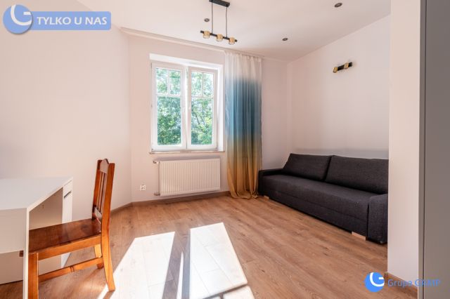 Mieszkanie 3-pokojowe Kraków, ul. Czarnowiejska. Zdjęcie 1