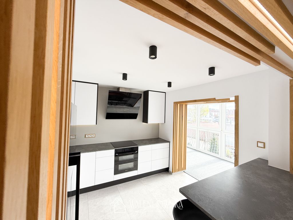 Mieszkanie 5-pokojowe Słupsk, ul. Nowowiejska. Zdjęcie 2