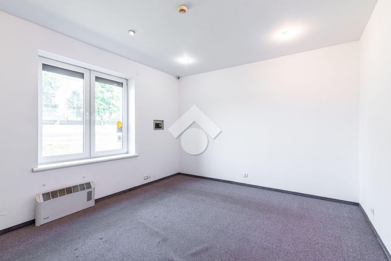 Lokal Kraków Podgórze Duchackie, ul. gen. Henryka Kamieńskiego. Zdjęcie 10