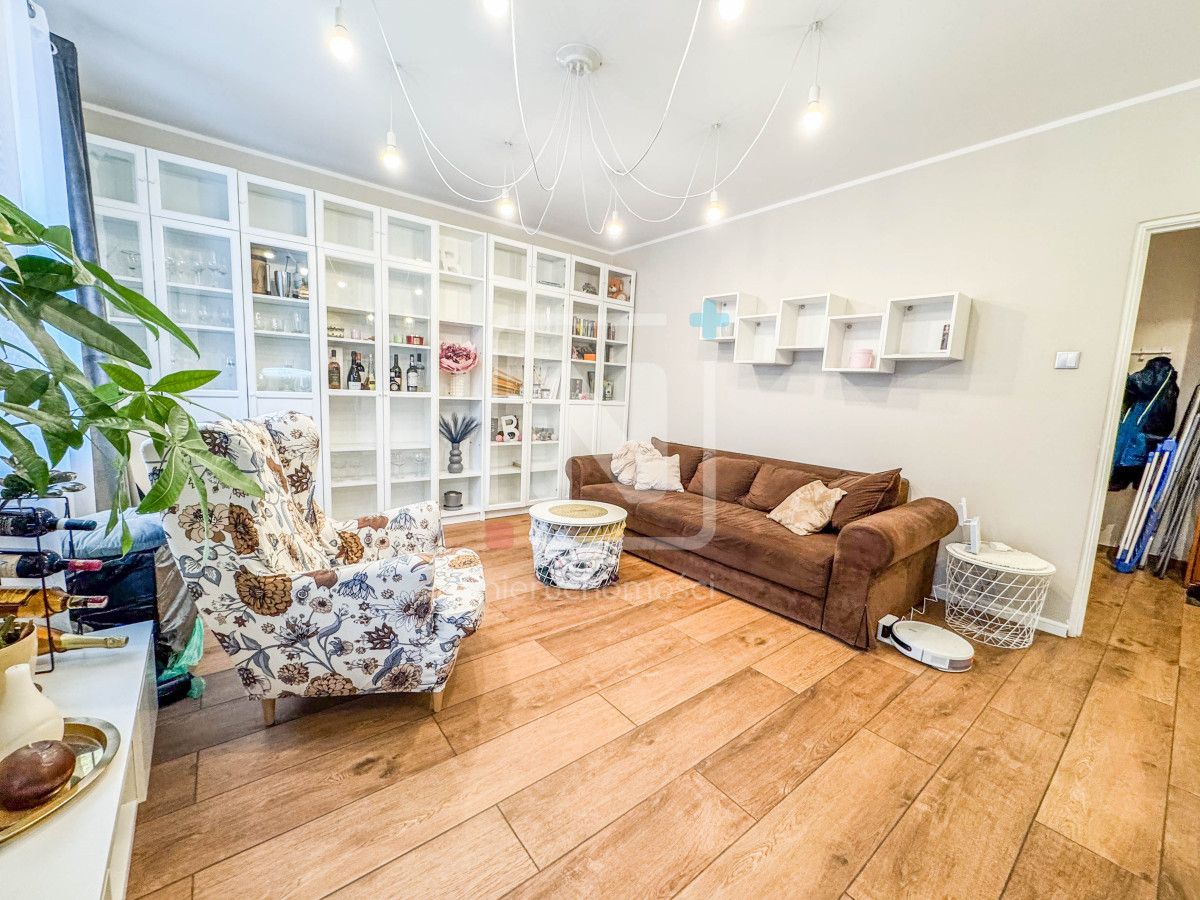 Mieszkanie 3-pokojowe Warszawa Praga, ul. św. Patryka. Zdjęcie 1