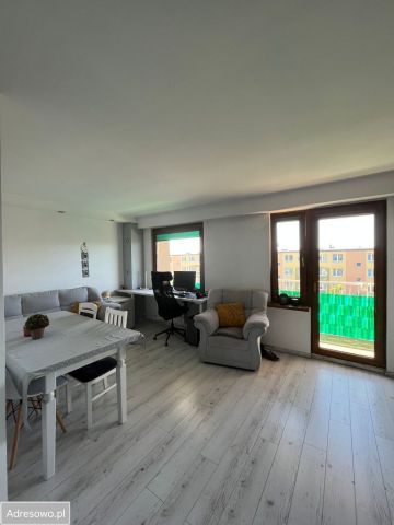 Mieszkanie 4-pokojowe Głowno, ul. Władysława Sikorskiego. Zdjęcie 1