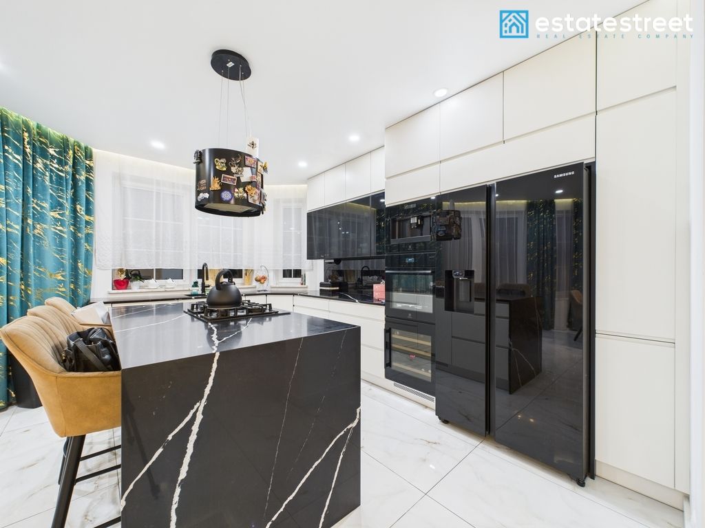 dom wolnostojący, 5 pokoi Leszczawa Dolna. Zdjęcie 4