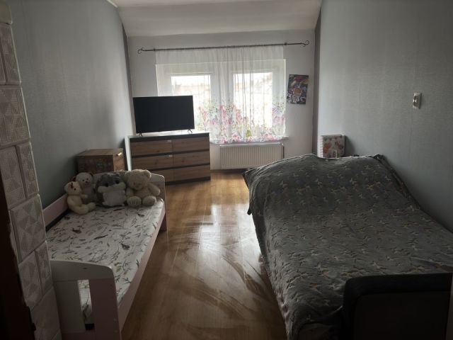 Mieszkanie 3-pokojowe Legnica, ul. Cmentarna. Zdjęcie 1