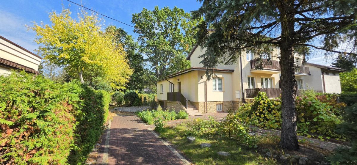 bliźniak, 6 pokoi Podkowa Leśna. Zdjęcie 21