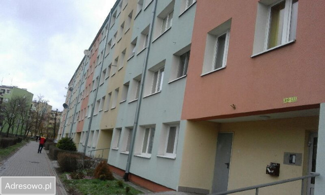 Mieszkanie 2-pokojowe Jelenia Góra Zabobrze, ul. Ludomira Różyckiego. Zdjęcie 1