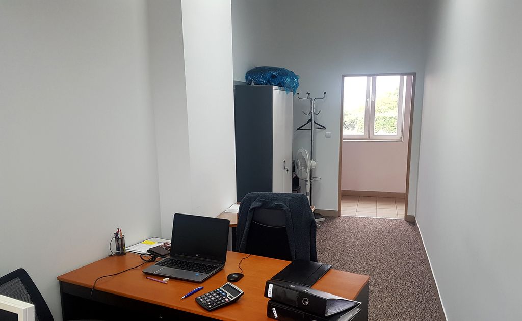 Biuro Rzeszów, pl. Armii Krajowej. Zdjęcie 3