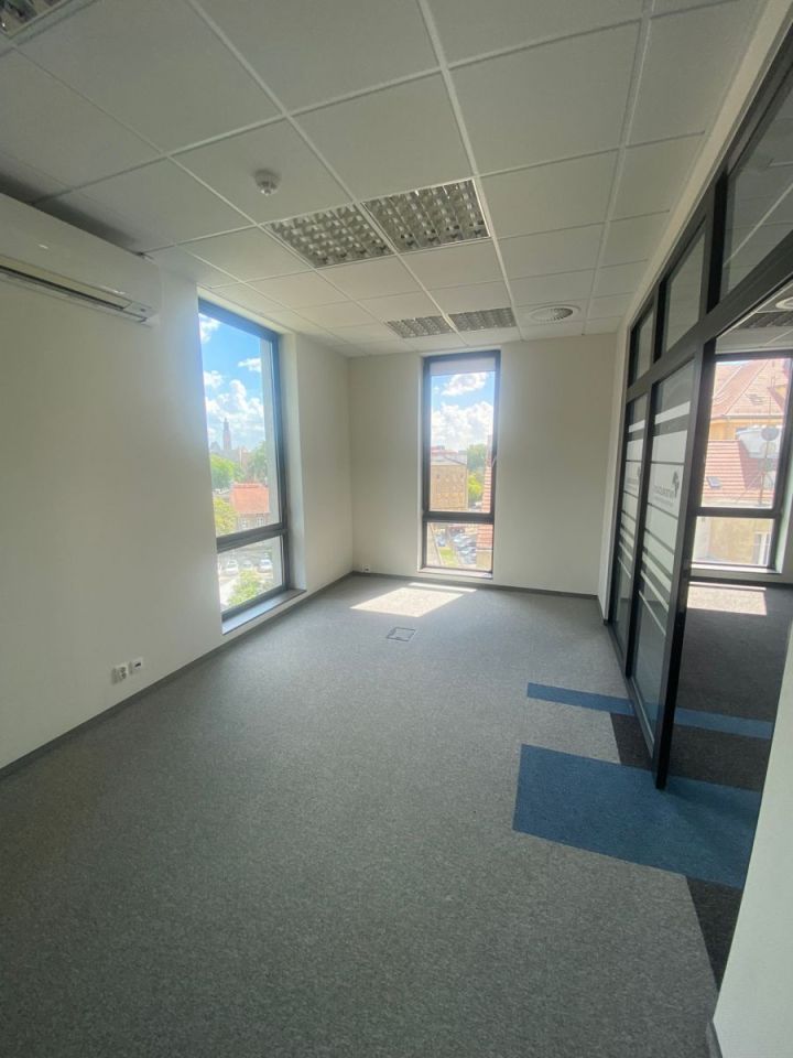 Lokal Wrocław Stare Miasto, pl. Jana Pawła II. Zdjęcie 7
