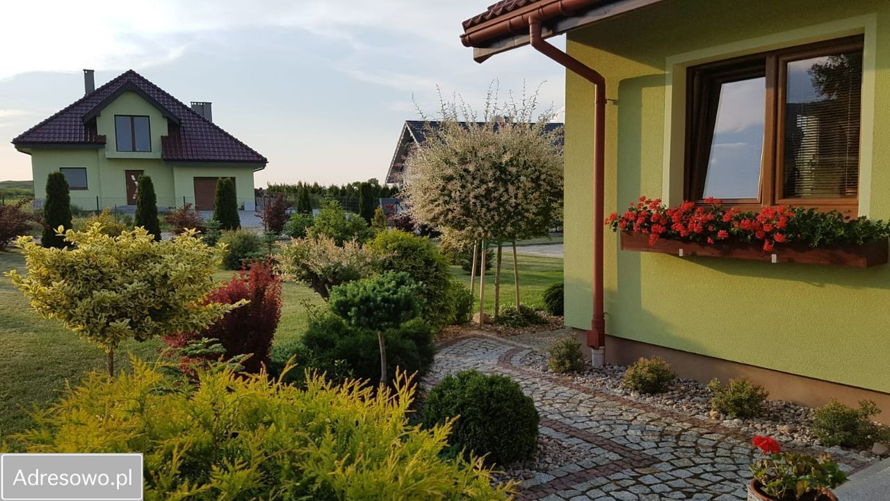 dom wolnostojący, 4 pokoje Burkatów, ul. Osiedle Pogórze. Zdjęcie 6