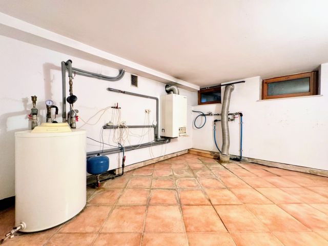 dom wolnostojący, 5 pokoi Dąbrówki. Zdjęcie 23