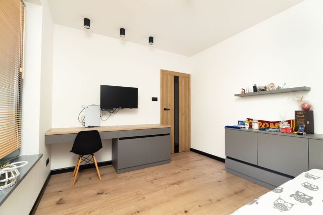 dom wolnostojący, 4 pokoje Besko, ul. Górska. Zdjęcie 9