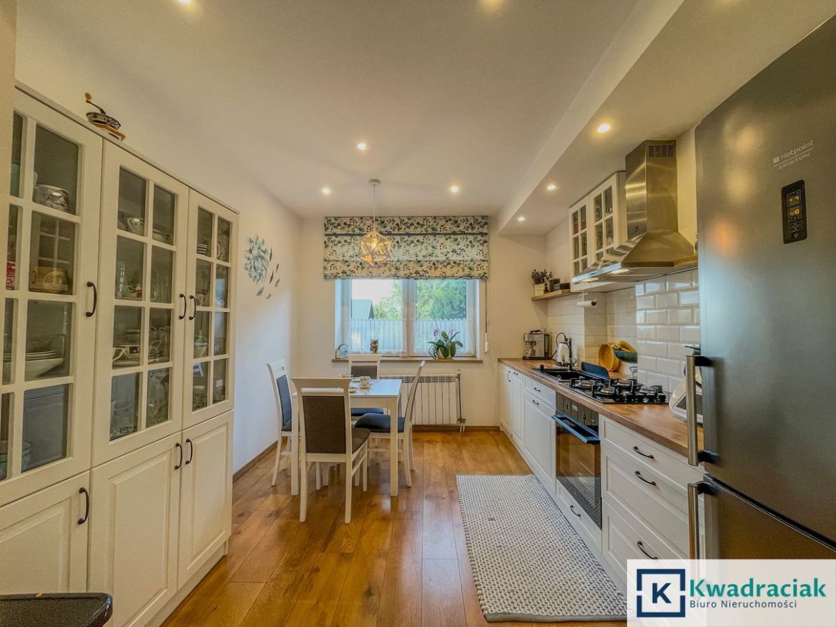 dom wolnostojący, 6 pokoi Besko, ul. Hrabeńska. Zdjęcie 13