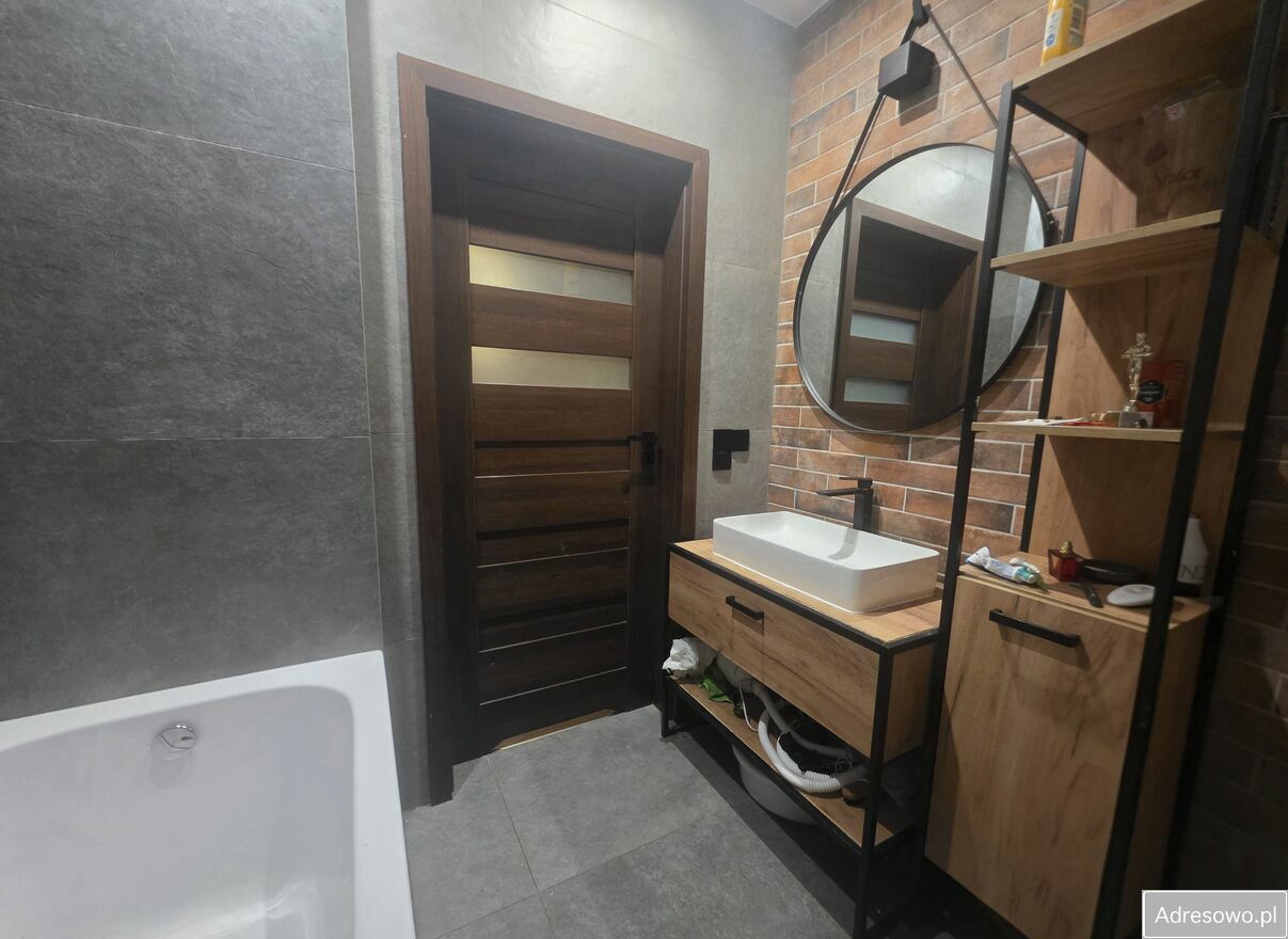 dom wolnostojący, 4 pokoje Niepołomice, ul. Portowa. Zdjęcie 4