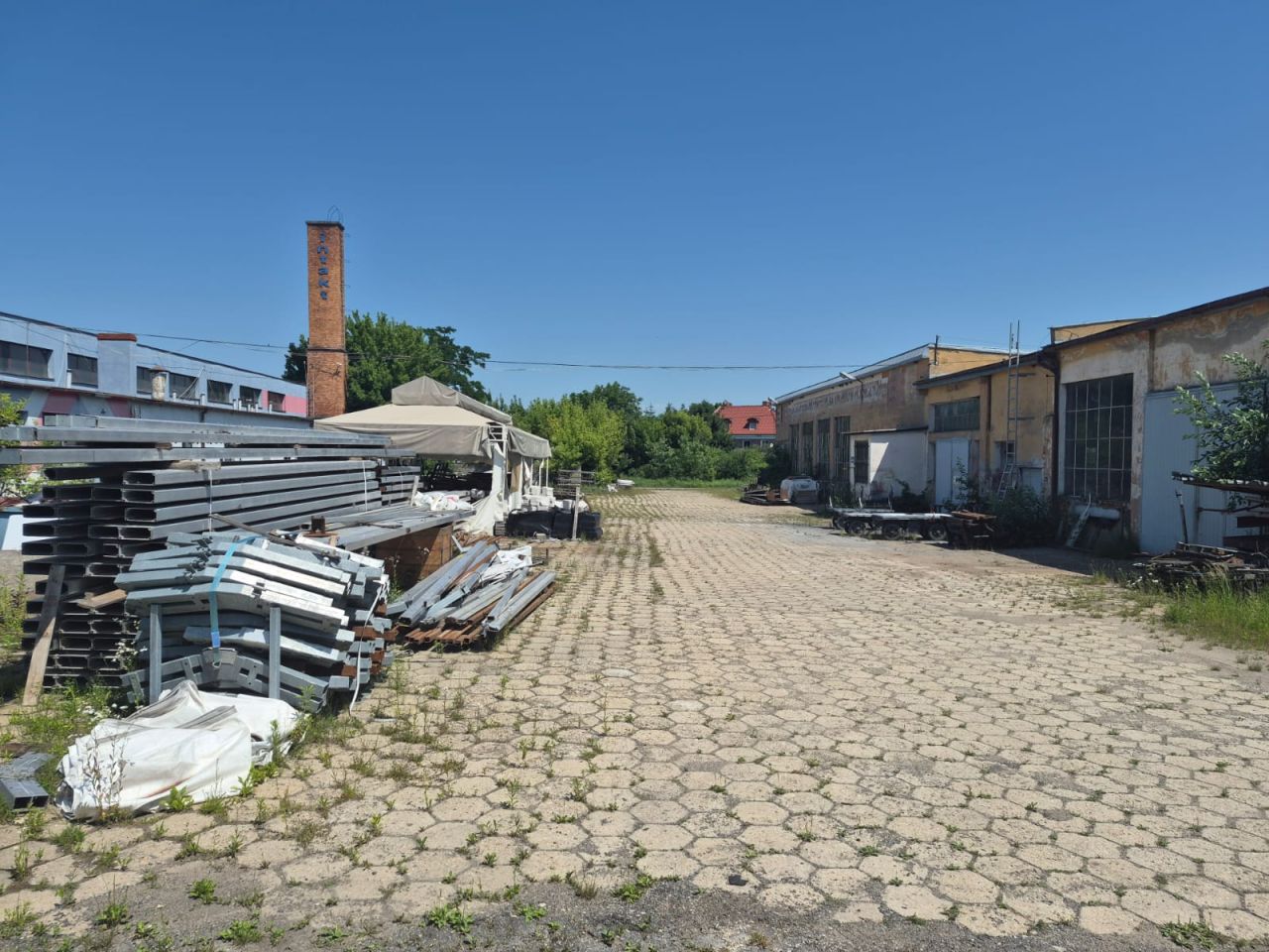 Hala/magazyn Łagiewniki, ul. Kłodzka. Zdjęcie 20