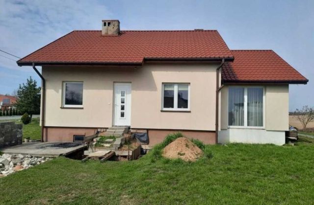 dom wolnostojący, 4 pokoje Kępa. Zdjęcie 1
