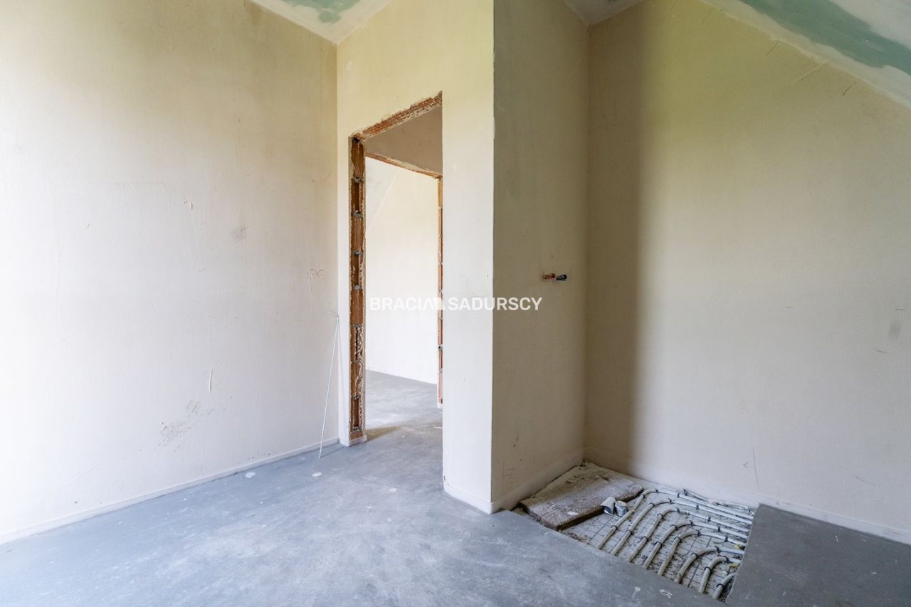 dom wolnostojący, 4 pokoje Ujazd. Zdjęcie 18