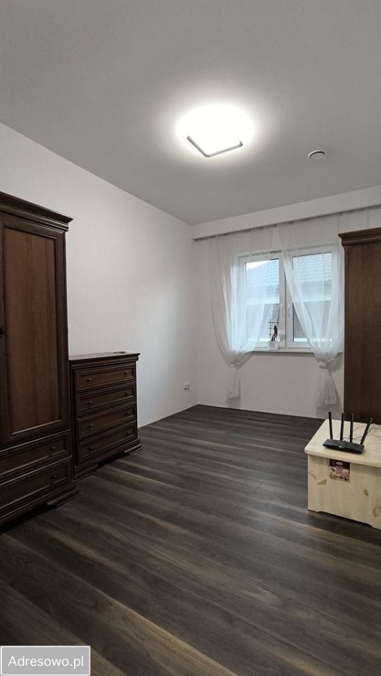 dom wolnostojący, 5 pokoi Jachranka. Zdjęcie 8