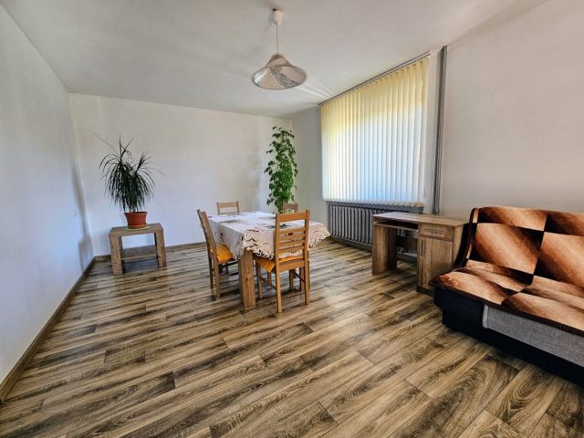 dom wolnostojący, 4 pokoje Jedlina-Zdrój, ul. Południowa. Zdjęcie 2