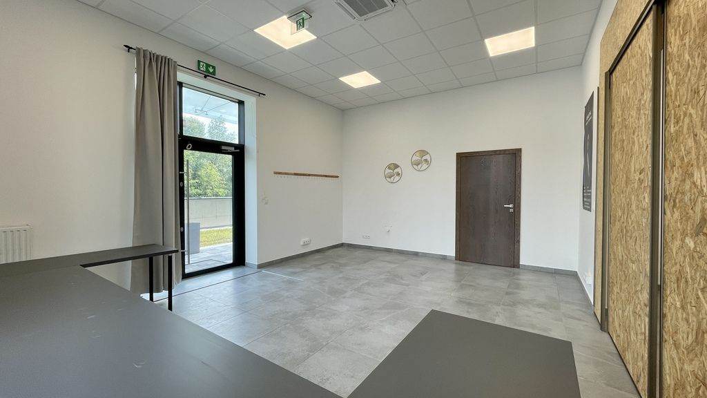 Biuro Rzeszów, rondo im. Żołnierzy 10 Sudeckiej Dywizji Piechoty. Zdjęcie 2