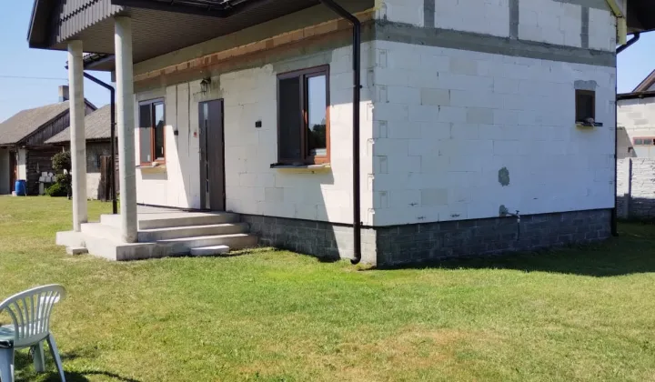 dom wolnostojący, 4 pokoje Mniszek