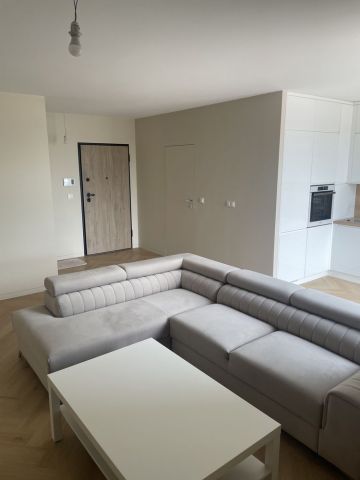 Mieszkanie 3-pokojowe Sierakowice, ul. Szczęśliwa. Zdjęcie 1