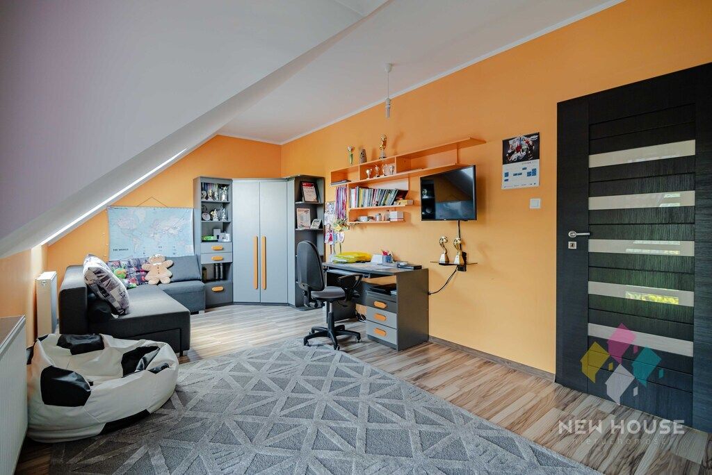 dom wolnostojący, 5 pokoi Ruś. Zdjęcie 10