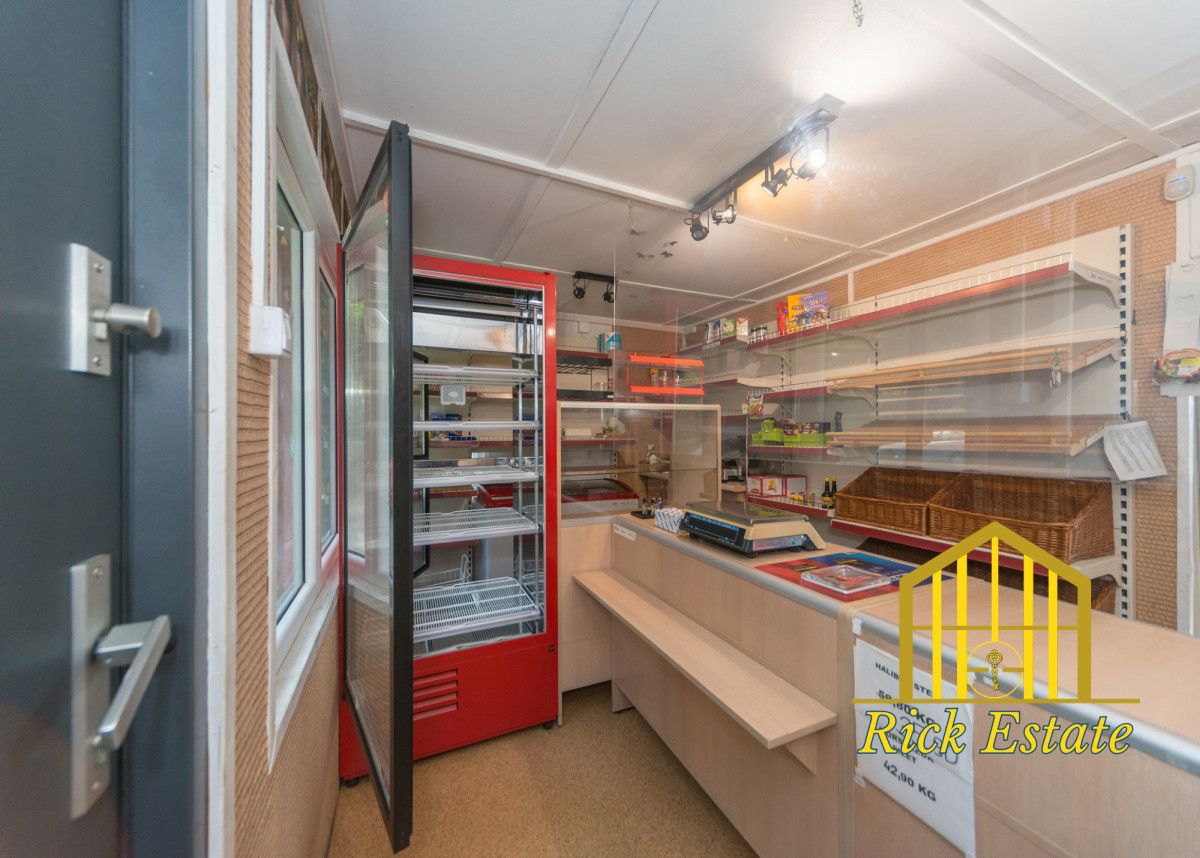 Lokal Bielsko-Biała, ul. Akademii Umiejętności. Zdjęcie 15