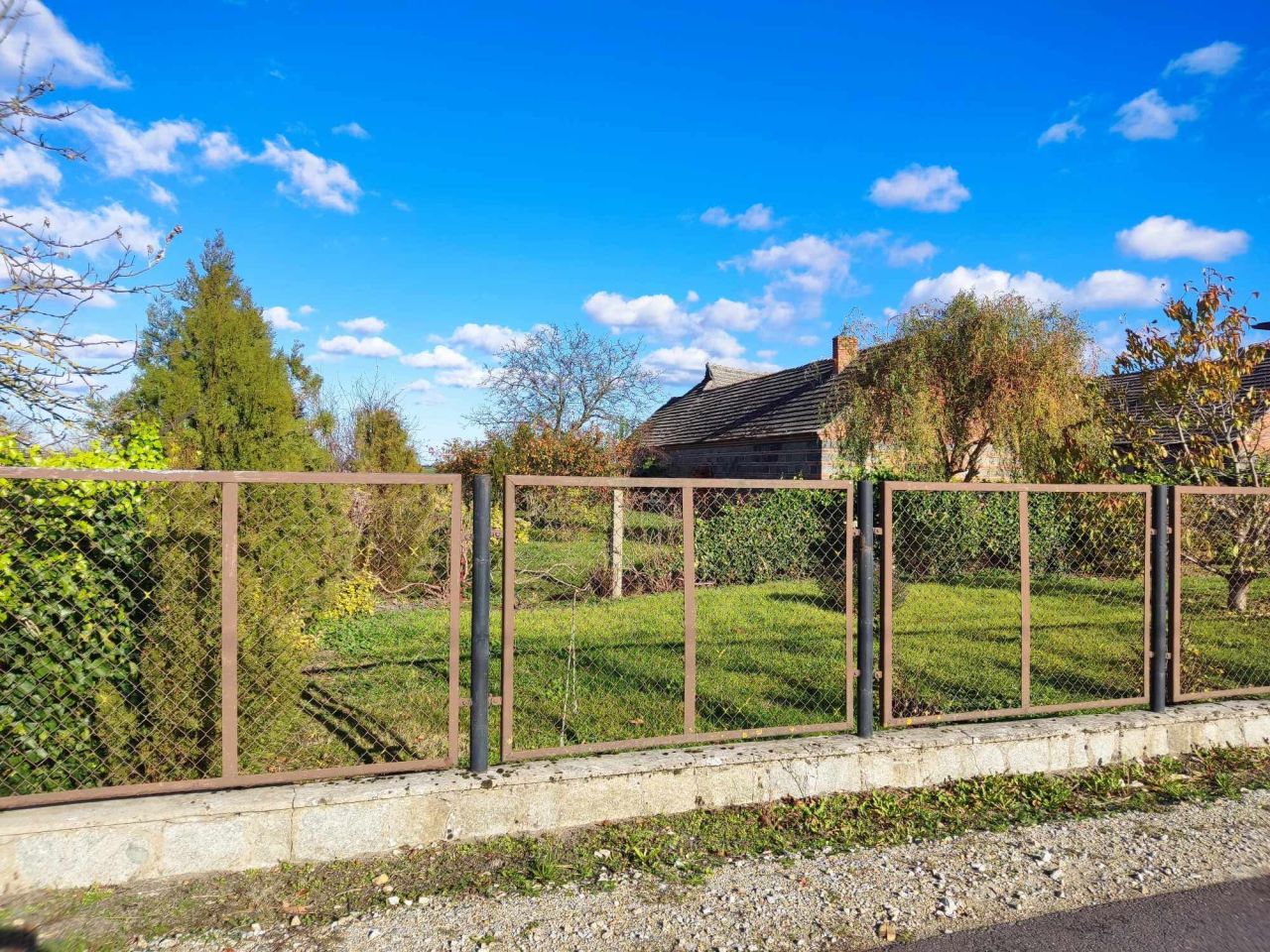 dom wolnostojący, 5 pokoi Walerianów. Zdjęcie 9