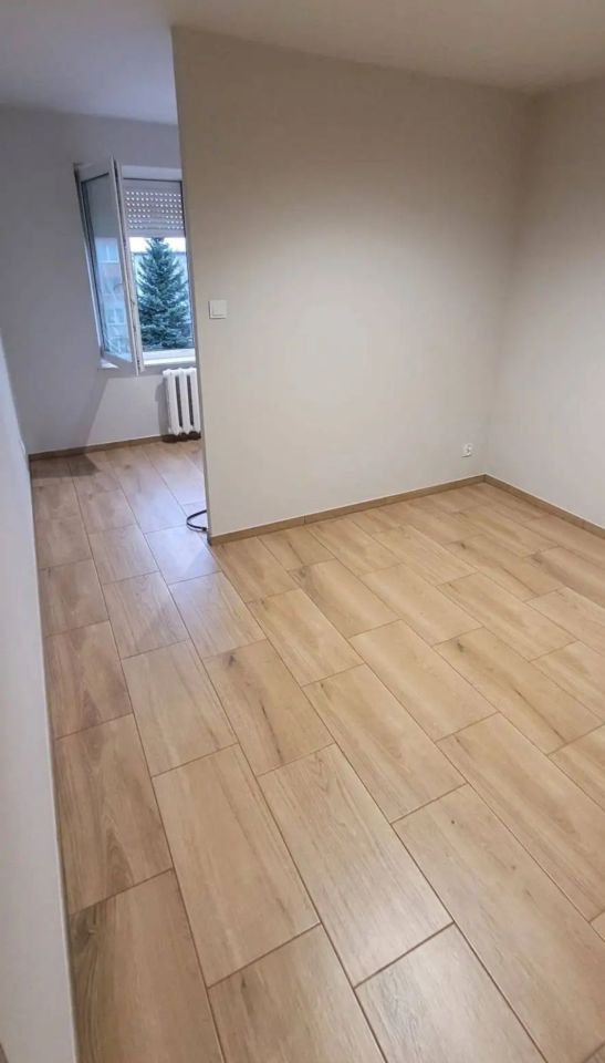 Mieszkanie 1-pokojowe Skarbimierz-Osiedle. Zdjęcie 1