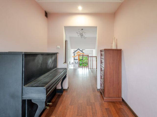 dom wolnostojący, 6 pokoi Rączna. Zdjęcie 25