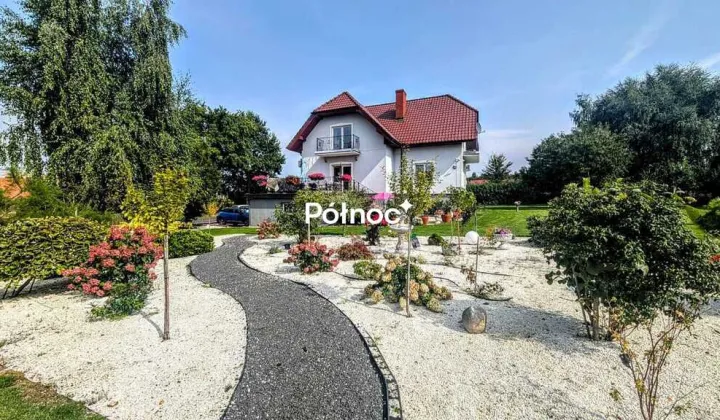 dom wolnostojący, 5 pokoi Nowogrodziec, ul. Jodłowa