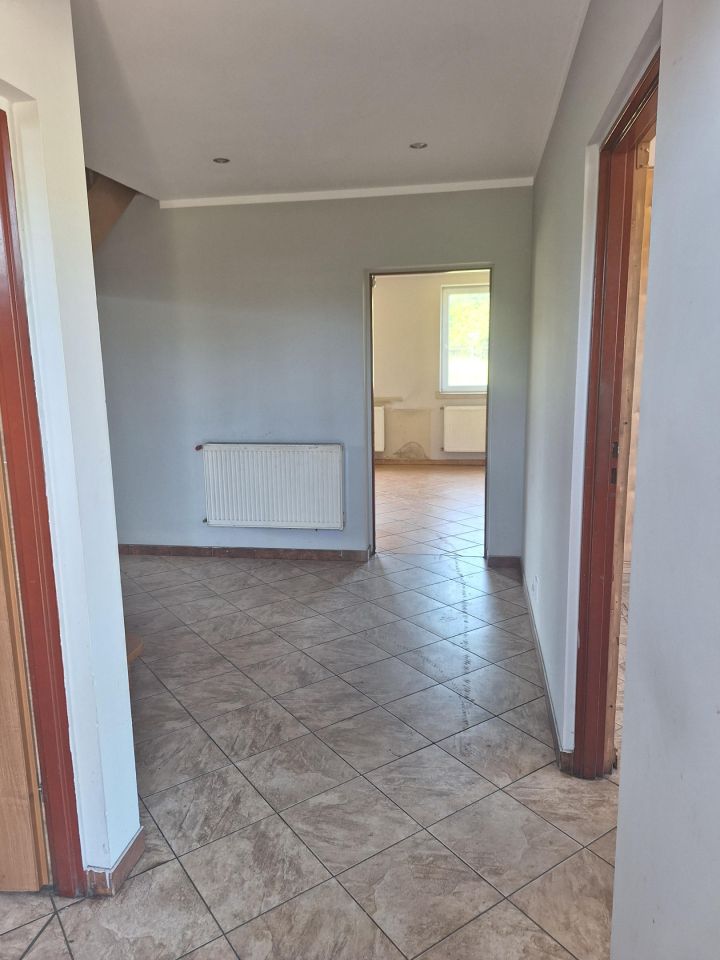 dom wolnostojący, 3 pokoje Nowy Raduszec. Zdjęcie 12