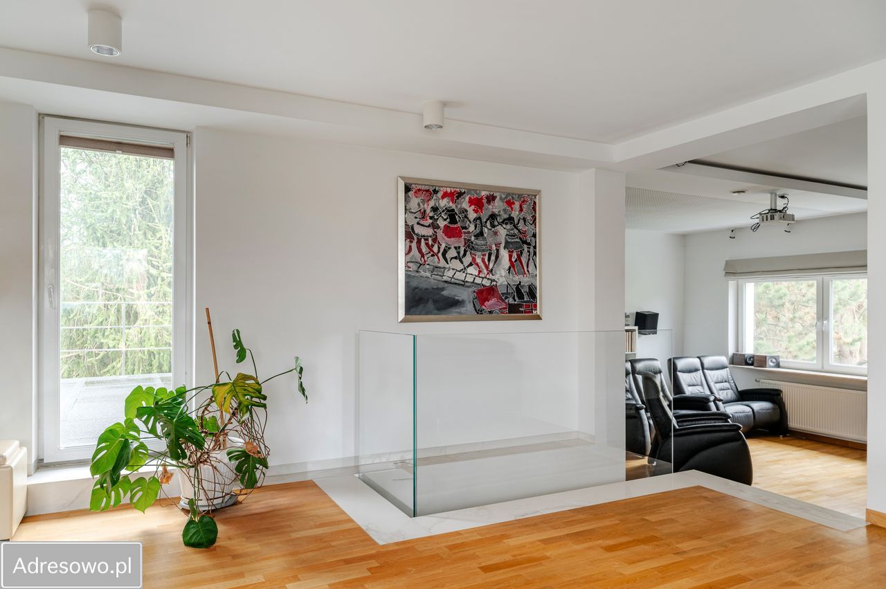 dom wolnostojący, 5 pokoi Magdalenka. Zdjęcie 7