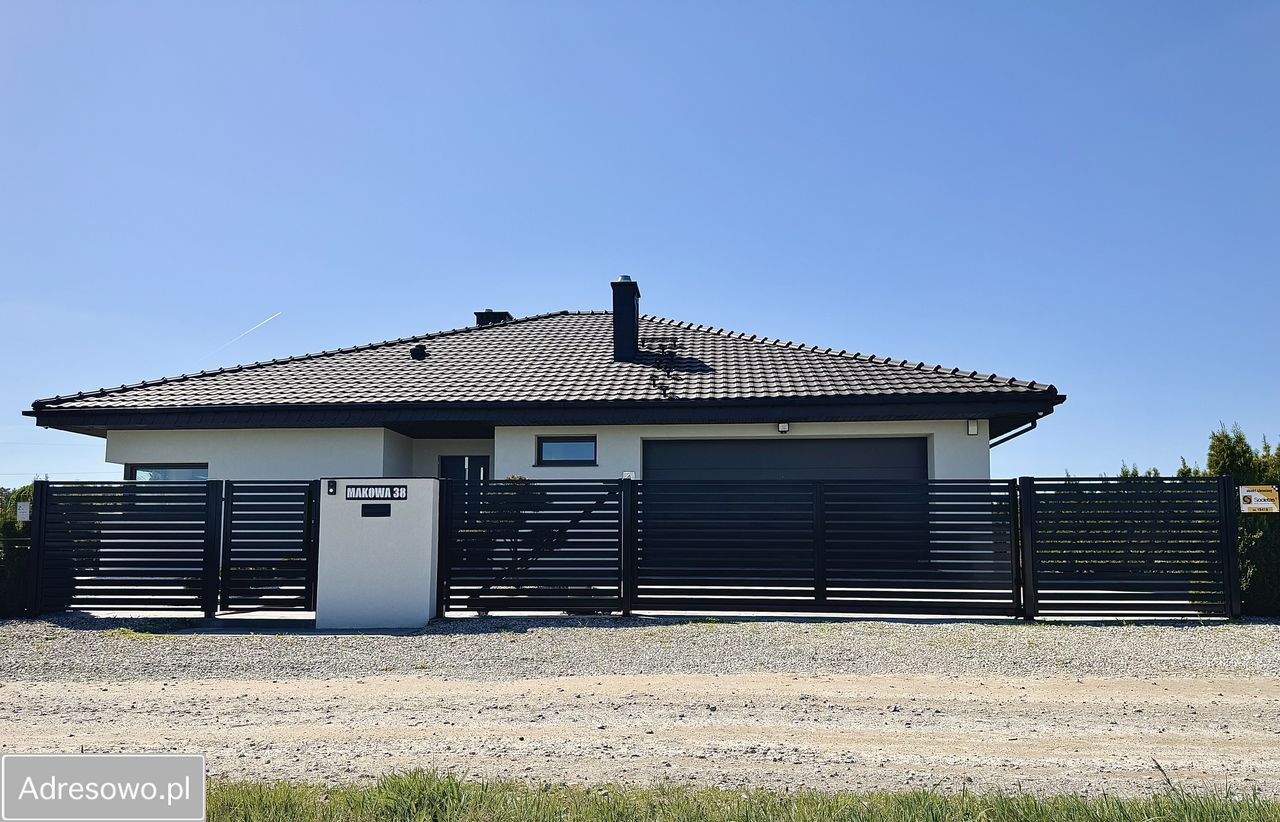 dom wolnostojący, 4 pokoje Kobylice. Zdjęcie 15