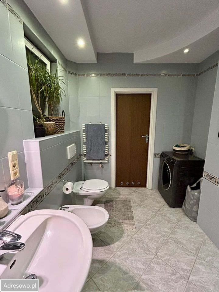 dom wolnostojący, 4 pokoje Rumia, ul. Różana. Zdjęcie 12