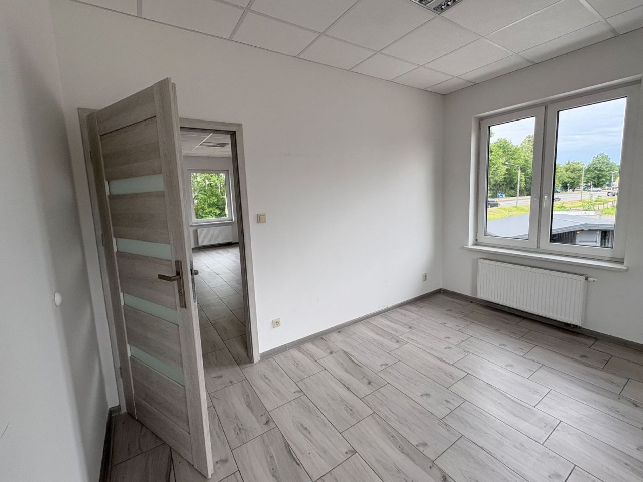 Lokal Brwinów. Zdjęcie 7