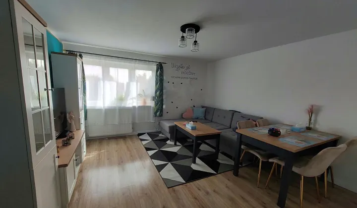 Mieszkanie 3-pokojowe Rumsko