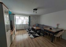 Mieszkanie 3-pokojowe Rumsko