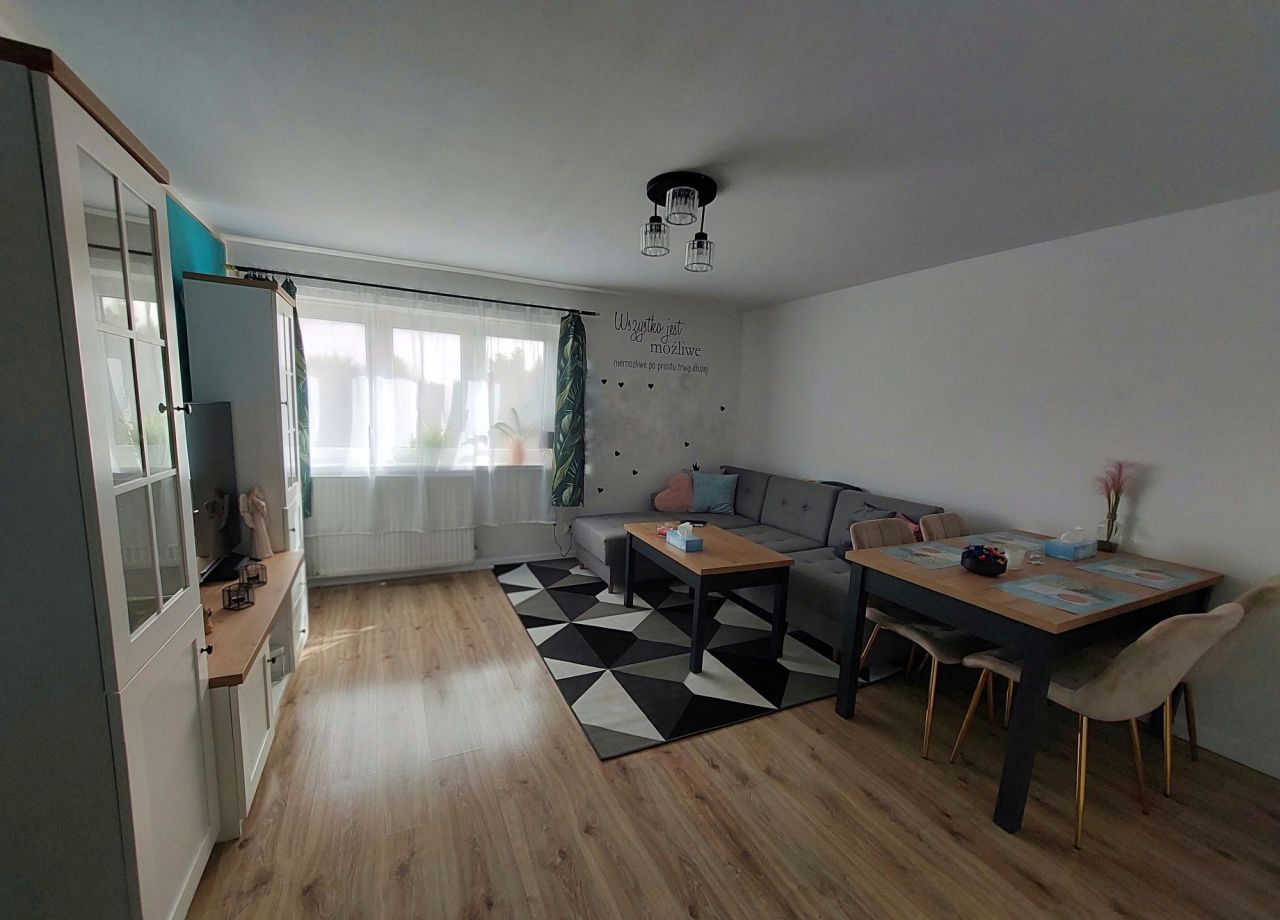 Mieszkanie 3-pokojowe Rumsko