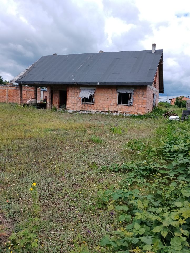 dom wolnostojący, 5 pokoi Bujny Księże. Zdjęcie 3