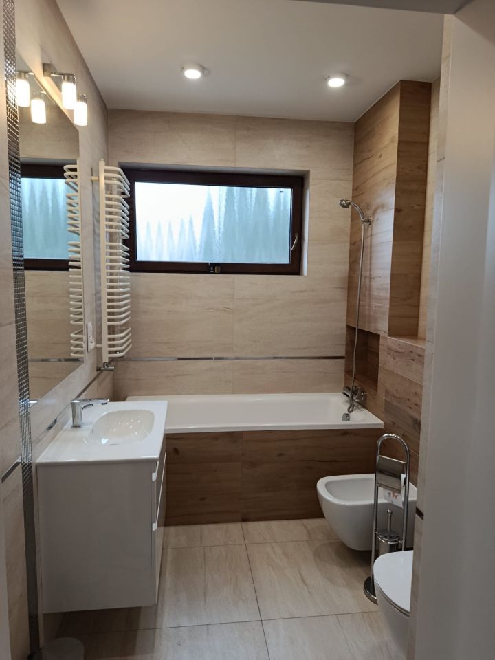 dom szeregowy, 5 pokoi Łódź Górna, ul. Lechosława Roszkowskiego. Zdjęcie 7