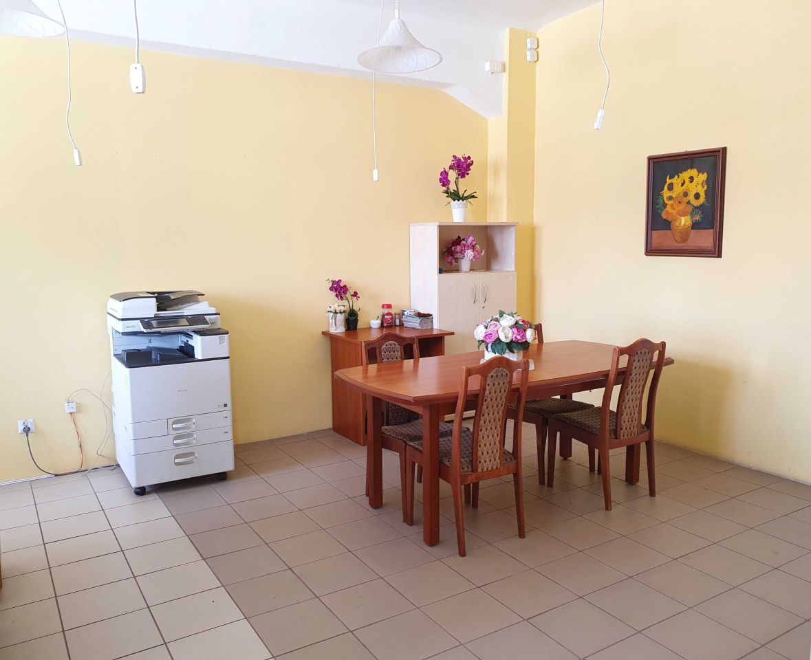 Nieruchomość komercyjna Brzeg, ul. Trzech Kotwic. Zdjęcie 2