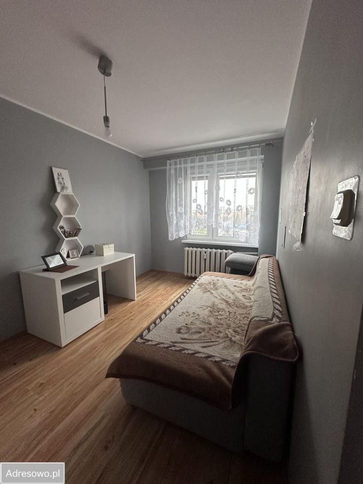 Mieszkanie 4-pokojowe Płock Zielony Jar, ul. Batalionu "Parasol". Zdjęcie 4