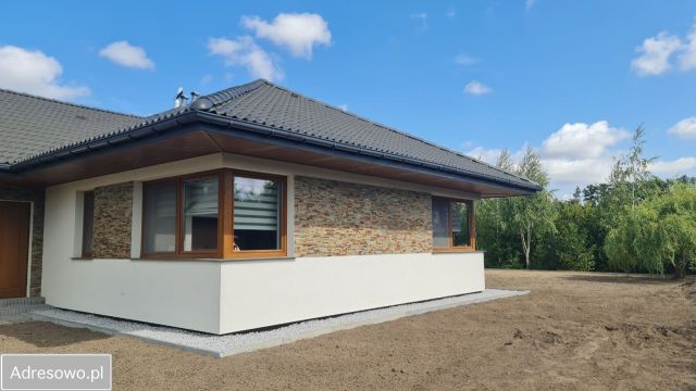 dom wolnostojący, 4 pokoje Słupno. Zdjęcie 1