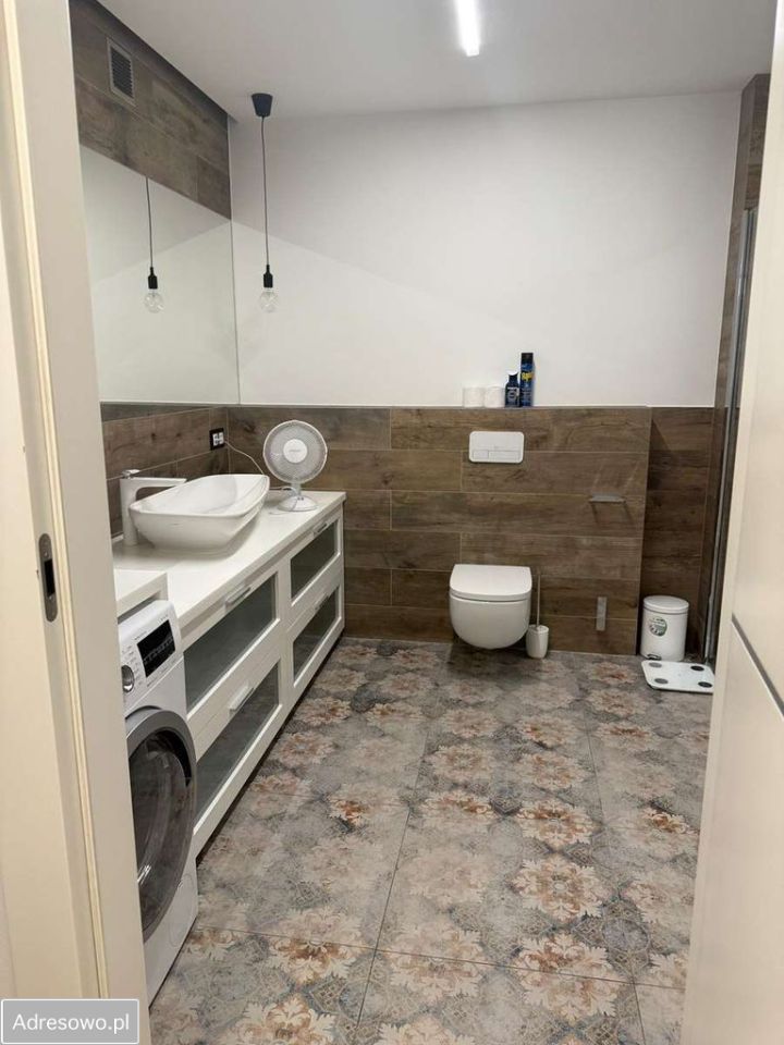 Mieszkanie 3-pokojowe Bielsko-Biała Śródmieście. Zdjęcie 2