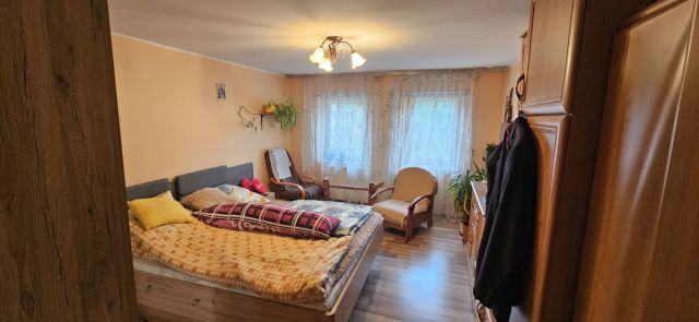 dom wolnostojący, 5 pokoi Mrozów. Zdjęcie 13