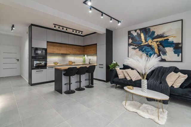 dom szeregowy, 4 pokoje Tarnów, ul. Szczęśliwa. Zdjęcie 1