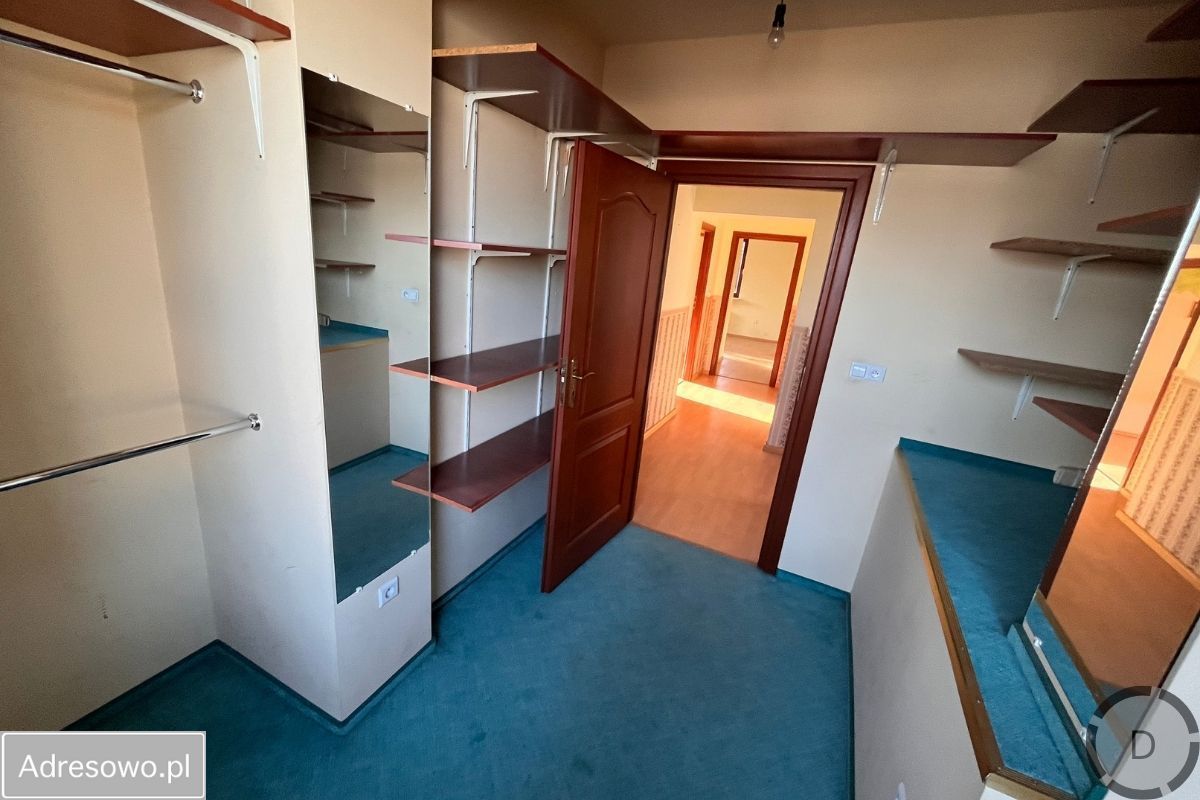 dom wolnostojący, 5 pokoi Poznań Świerczewo, os. Powstańców Śląskich. Zdjęcie 10