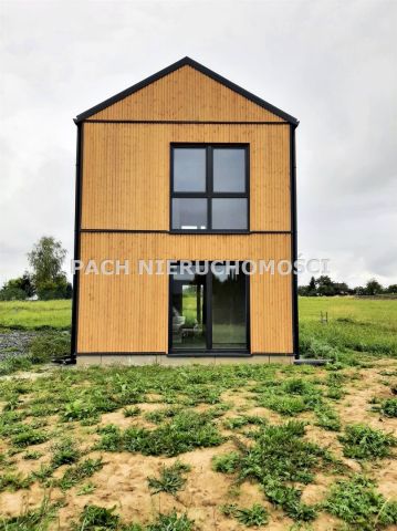 dom wolnostojący, 4 pokoje Pisarzowice. Zdjęcie 2