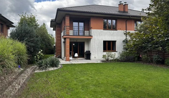 bliźniak, 6 pokoi Starowa Góra, ul. Kasztanowa