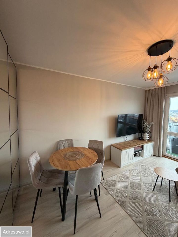 Mieszkanie 3-pokojowe Gdynia Obłuże, ul. Krawiecka. Zdjęcie 5